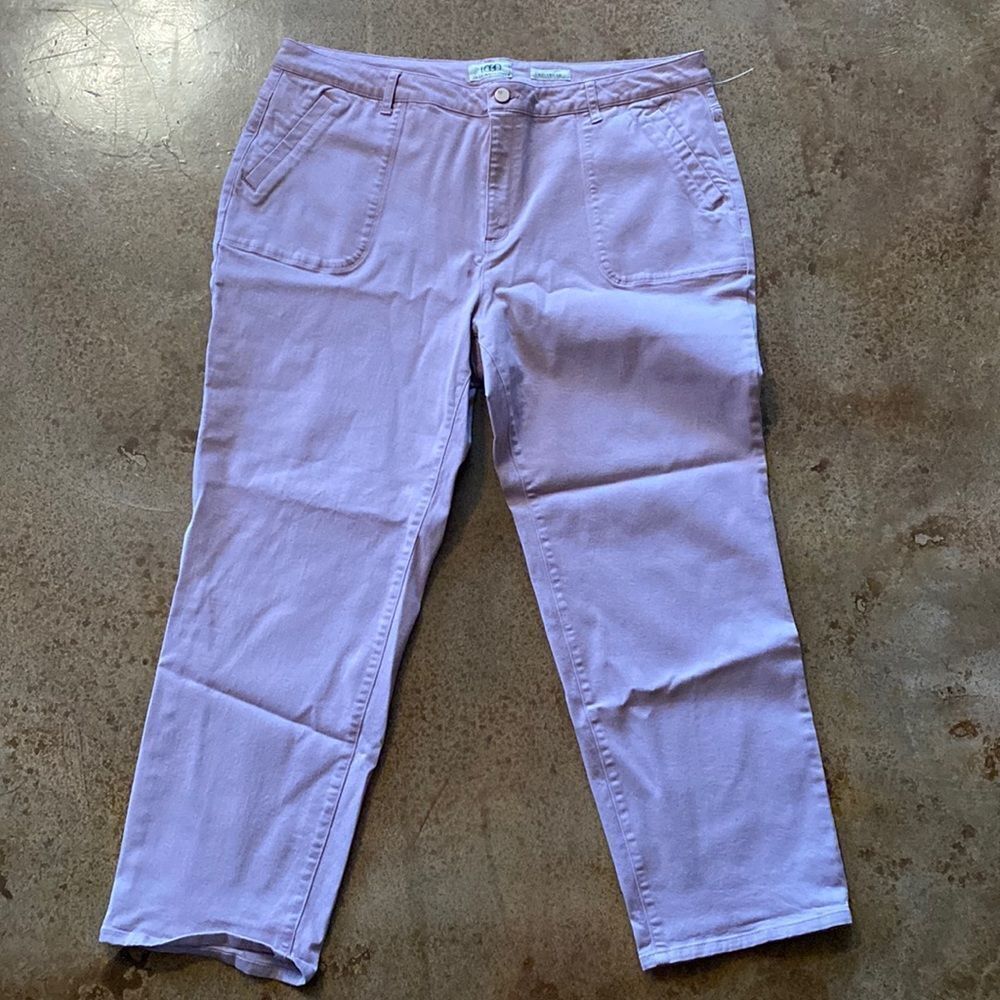 LOGO by Lori Goldstein Dusty Rose Boyfriend cut chino‎ pants